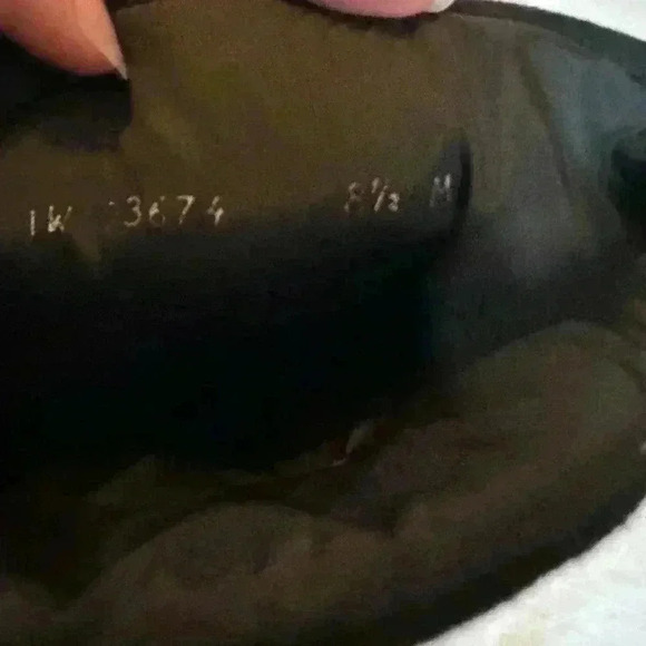 Stuart Weitzman Wraparound Black Leather Suede Strap Boots - Picture 11 of 12